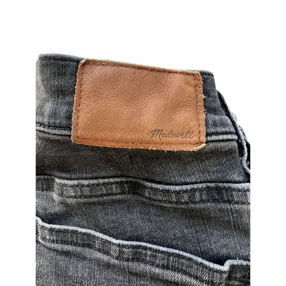 Madewell Black Jeans 9" High Rise Skinny Destroyed Holes Raw Hem Sz 26 Tall - Picture 4 of 5